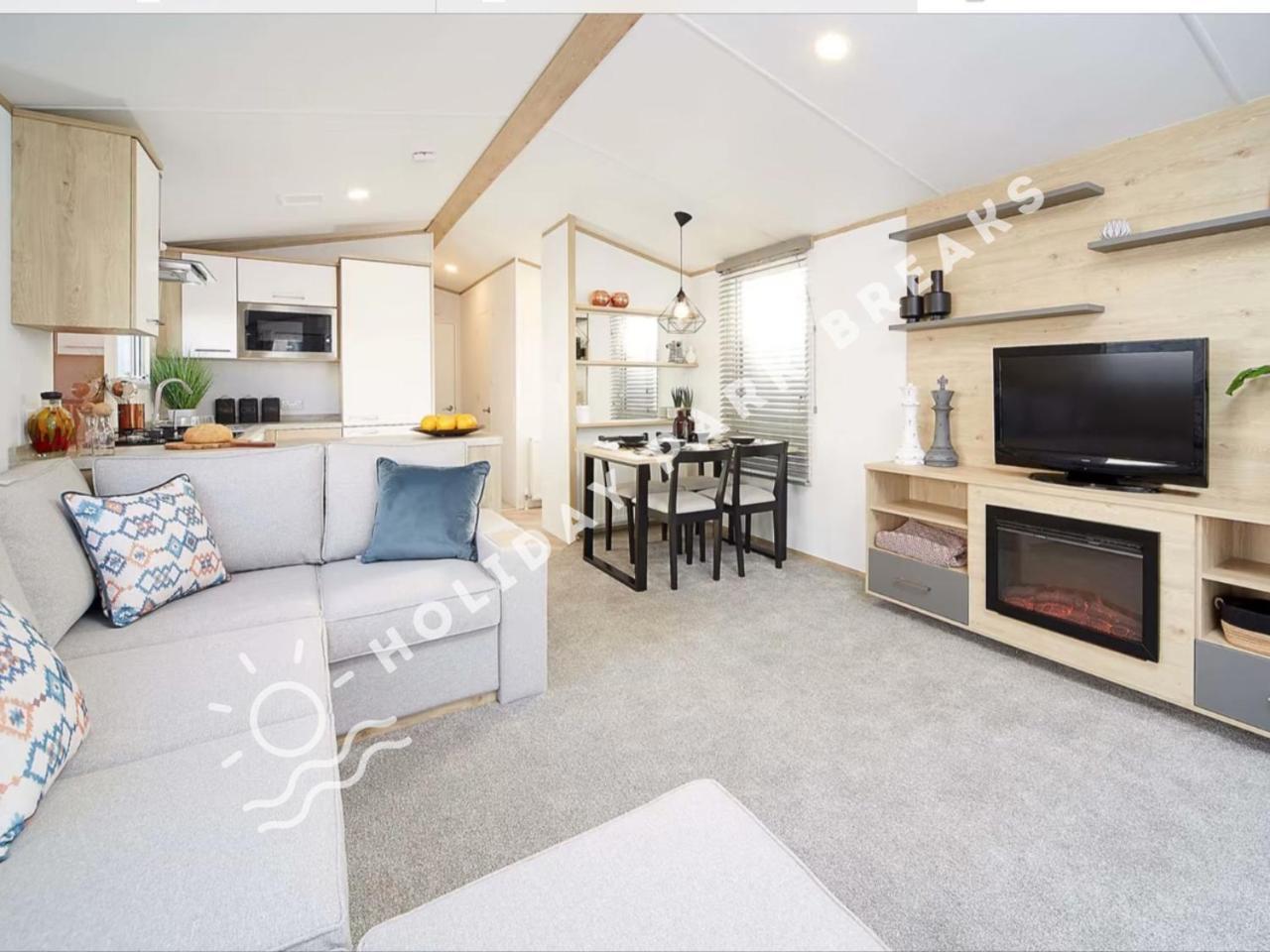 Sunset - A Relaxing Gold 3 Bed Holiday Home At Seal Bay Resort Chichester Exterior foto